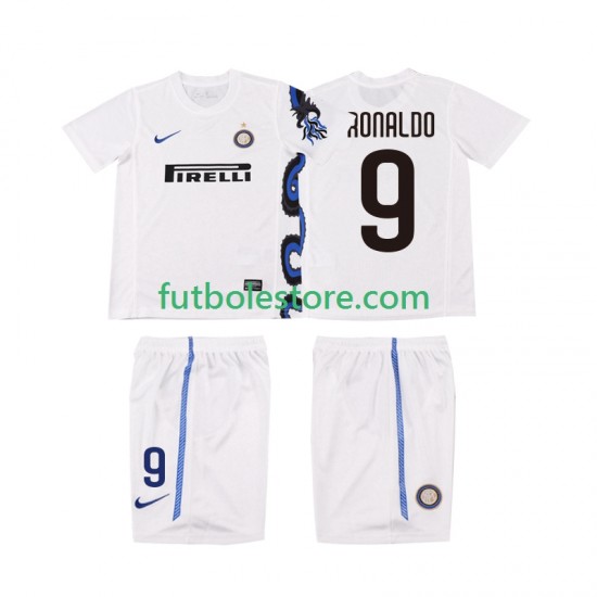 Segunda Equipación del Inter Milan Ronaldo 9 Retro 2010 2011 Manga Corta para Niño (Camiseta y pantalón) Segunda Equipación del Inter Milan Ronaldo 9 Retro 2010 2011 Manga Corta para Niño (Camiseta y pantalón)