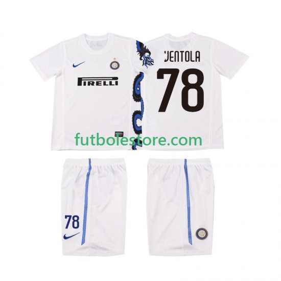 Segunda Equipación del Inter Milan VENTOLA 78 Retro 2010 2011 Manga Corta para Niño (Camiseta y pantalón) Segunda Equipación del Inter Milan VENTOLA 78 Retro 2010 2011 Manga Corta para Niño (Camiseta y pantalón)