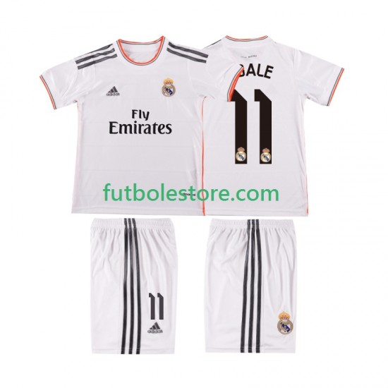 Primera Equipación del Real Madrid BALE 11 Retro 2013 2014 Manga Corta para Niño (Camiseta y pantalón) Primera Equipación del Real Madrid BALE 11 Retro 2013 2014 Manga Corta para Niño (Camiseta y pantalón)
