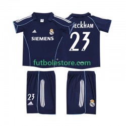 Segunda Equipación del Real Madrid BECKHAM 23 Retro 2005 2006 Manga Corta para Niño (Camiseta y pantalón)