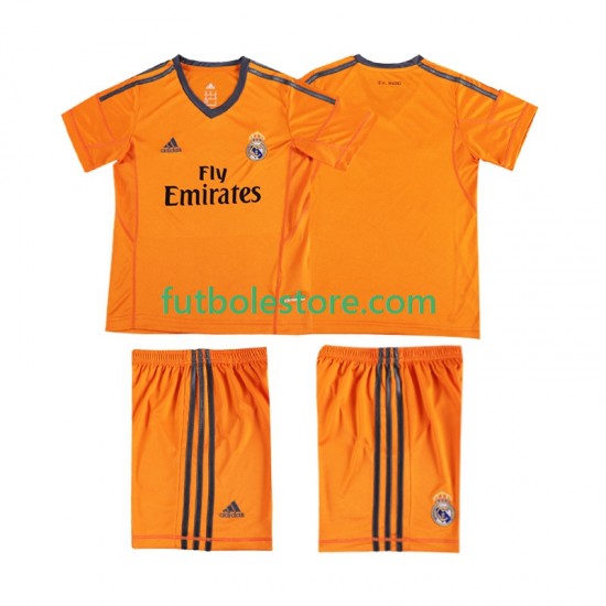 Tercera Equipación del Real Madrid Retro 2013 2014 Manga Corta para Niño (Camiseta y pantalón) Tercera Equipación del Real Madrid Retro 2013 2014 Manga Corta para Niño (Camiseta y pantalón)