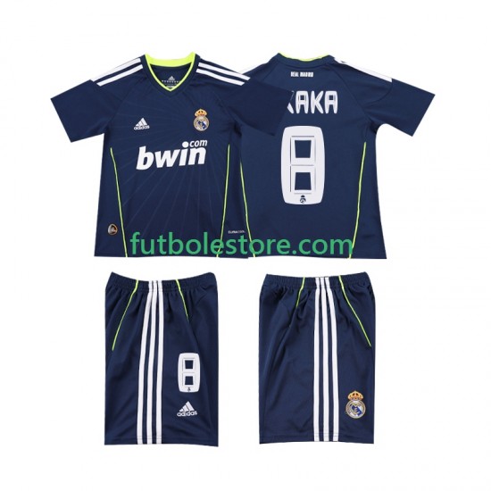 Segunda Equipación del Real Madrid KAKA 8 Retro 2010 2011 Manga Corta para Niño (Camiseta y pantalón) Segunda Equipación del Real Madrid KAKA 8 Retro 2010 2011 Manga Corta para Niño (Camiseta y pantalón)