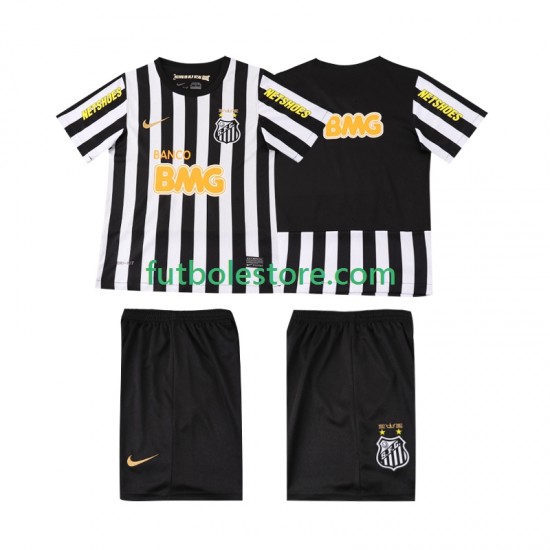 Segunda Equipación del Santos Retro 2013 Manga Corta para Niño (Camiseta y pantalón) Segunda Equipación del Santos Retro 2013 Manga Corta para Niño (Camiseta y pantalón)