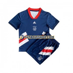 Primera Equipación del AFC Ajax Icon Retro 2022-2023 Manga Corta para Niño (Camiseta y pantalón) Primera Equipación del AFC Ajax Icon Retro 2022-2023 Manga Corta para Niño (Camiseta y pantalón)