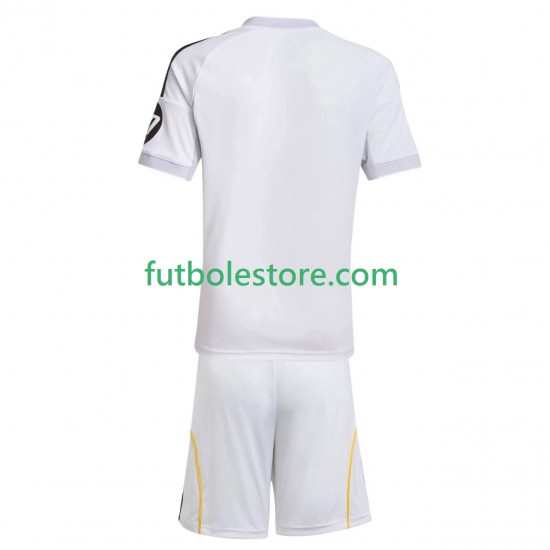 Primera Equipación del Real Madrid 2025-2026 Manga Corta para Niño (Camiseta y pantalón)