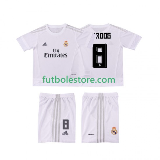 Primera Equipación del Real Madrid KROOS 8 Retro 2015 2016 Manga Corta para Niño (Camiseta y pantalón) Primera Equipación del Real Madrid KROOS 8 Retro 2015 2016 Manga Corta para Niño (Camiseta y pantalón)