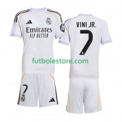 Primera Equipación del Real Madrid Vinicius Junior 7 2025-2026 Manga Corta para Niño (Camiseta y pantalón)