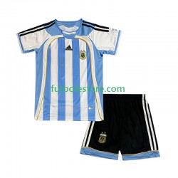 Primera Equipación del Argentina Retro 2006 Manga Corta para Niño (Camiseta y pantalón)
