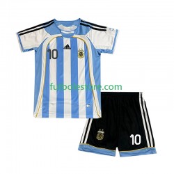 Primera Equipación del Argentina Maradona 10 Retro 2006 Manga Corta para Niño (Camiseta y pantalón)